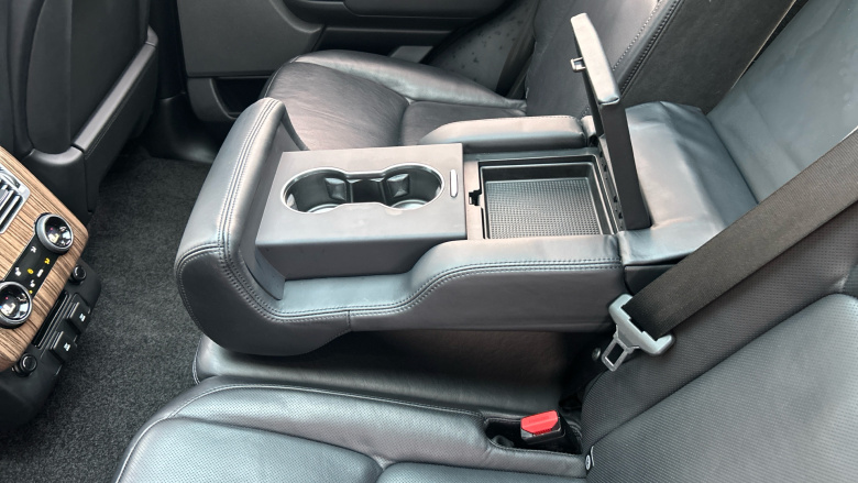 Land Rover Range Rover 3.0 SDV6 Vogue SE 4dr Auto Diesel Estate